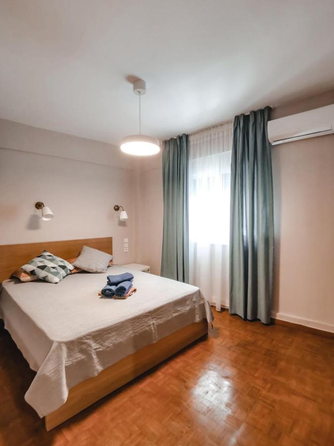 Tip Top Apartment Chalkís Exteriör bild